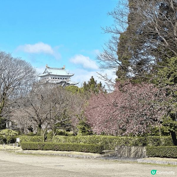 ??名古屋城堡係名古屋市嘅著名景點，佢建於1612年，係德川...