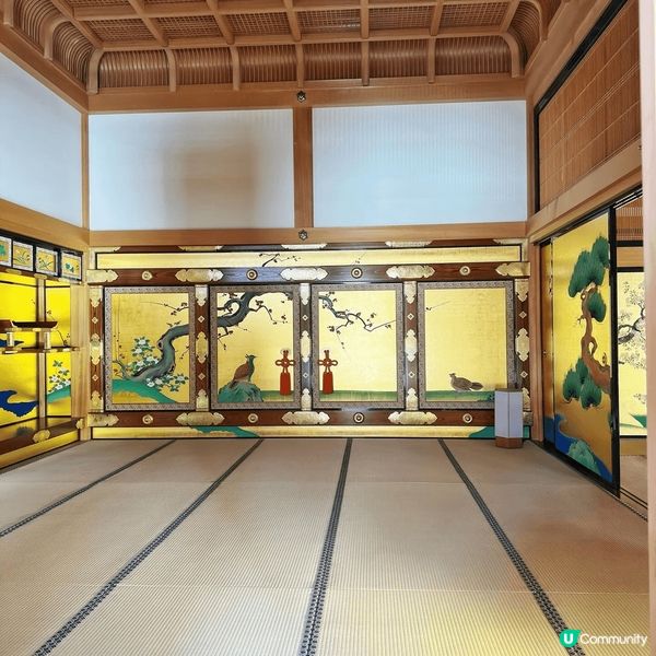 ??名古屋城堡係名古屋市嘅著名景點，佢建於1612年，係德川...