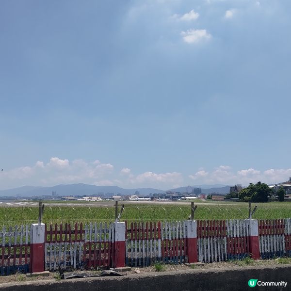 ## 台北打卡必去✈️飛機巷！超近距離感受飛機升降！💜