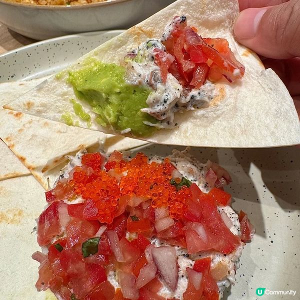 旺角牛角包雪糕，Yummy