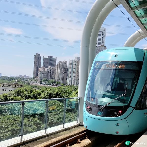 台北輕軌之旅，淡水河美景盡收眼底！🚇🌊