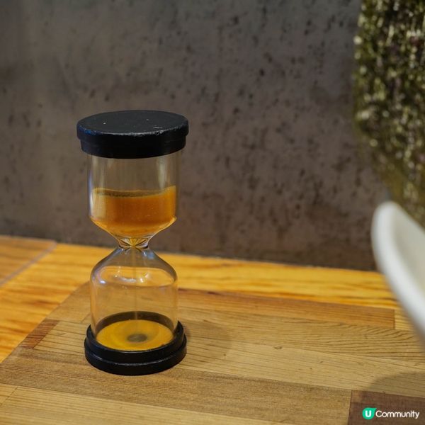 在全台十大拉麵排行榜上有名的柑橘拉麵