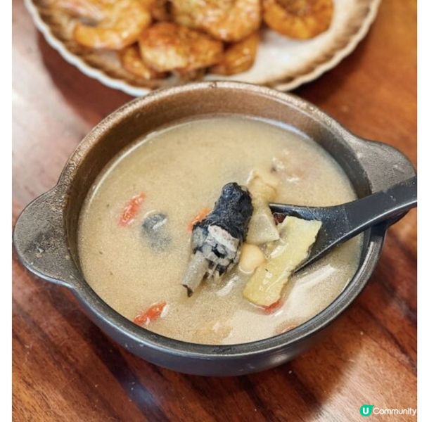 黃芪歸地烏雞湯 