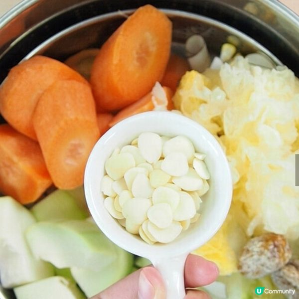 海底椰木瓜豬骨湯