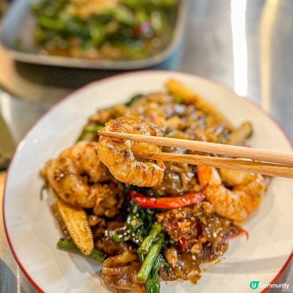 睇到YouTube有人介紹佐敦呢間排隊人氣泰國菜｢泰排檔｣,...