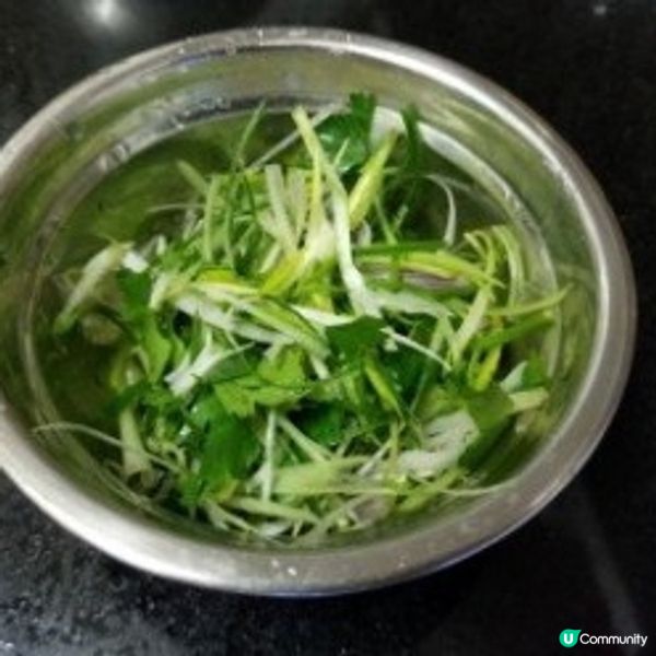 黃金魚子醬蒸烏頭
