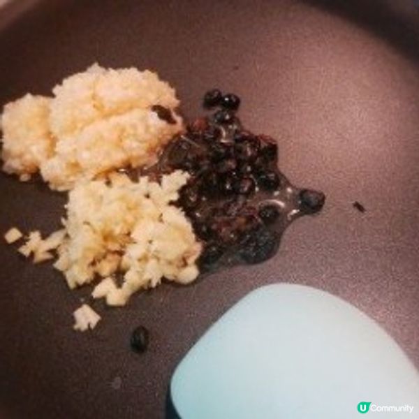 蒜蓉豆豉三色椒炒魷魚
