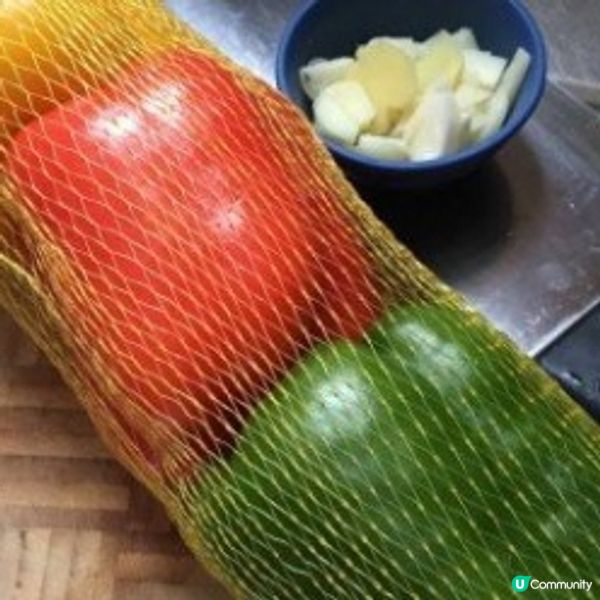 洋蔥三色椒炒牛柳粒