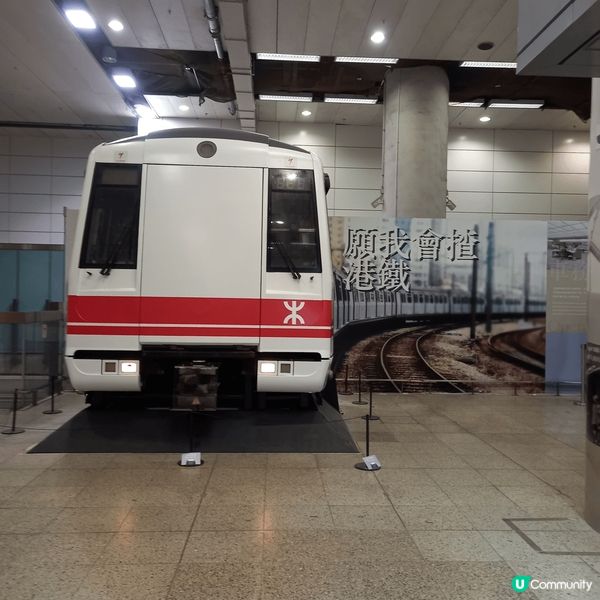 前日是本人牛一，大半日獨自先後遊覽赤鱲角機場內兩個模型：文化...