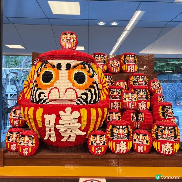 箕面市?勝尾寺有好多達摩，日本人將神像都玩到咁出神入化，好似...