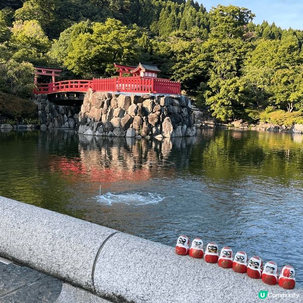 箕面市?勝尾寺有好多達摩，日本人將神像都玩到咁出神入化，好似...