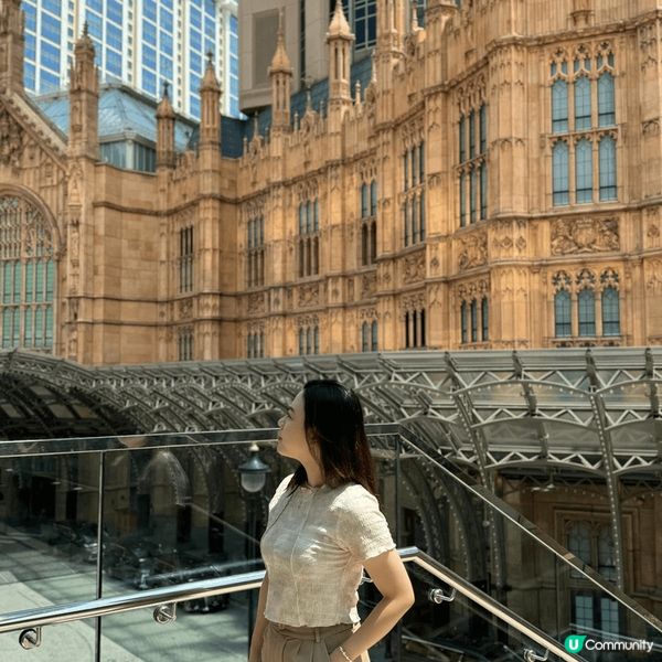 佢見過好特別，模仿?倫敦?建築特色， ?度打卡就好似去?倫敦...