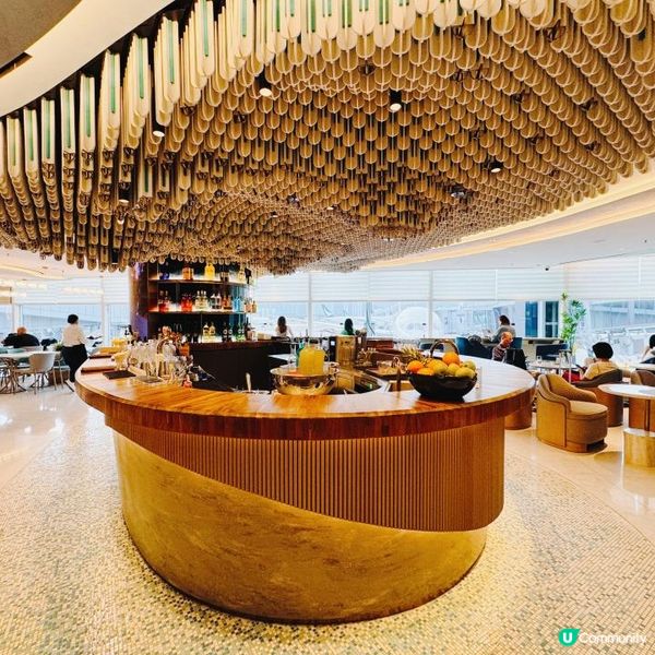 【機場貴賓室】Kyra Lounge 香港國際機場2024最新貴賓室 | Priority Pass入得 | Gate 23 | 必食焗豬| 必飲 Cocktail 生啤 | 望住飛機Hea住等上機