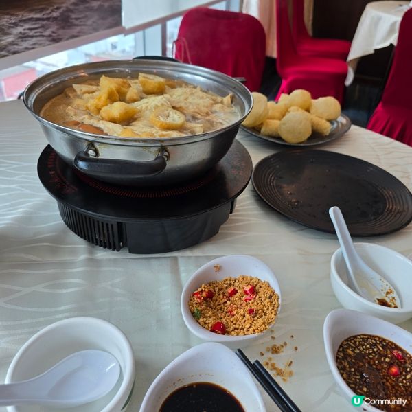 任食點心打邊爐，任飲任食甜品，但無任食雪糕。午市12點至4點...