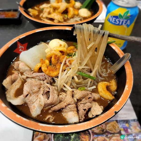 好食湯底又正的船麵🛶🍜，真係一碗難求