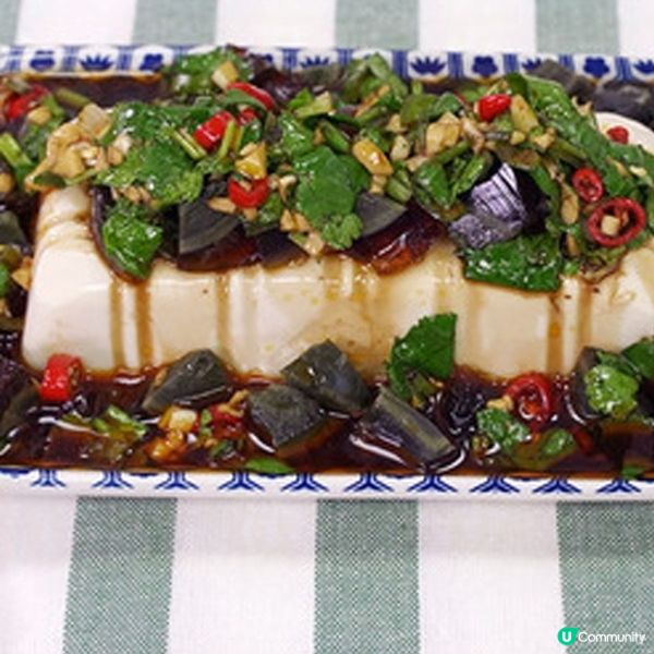 涼拌尖椒皮蛋豆腐