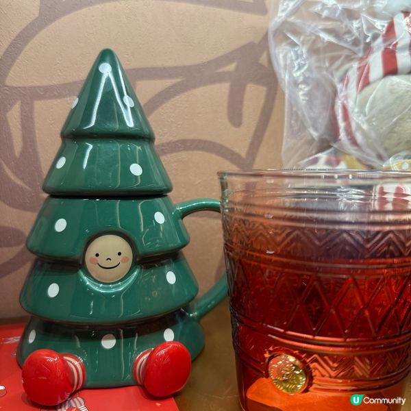 Starbucks 都換左聖誕節🎄既水杯啦