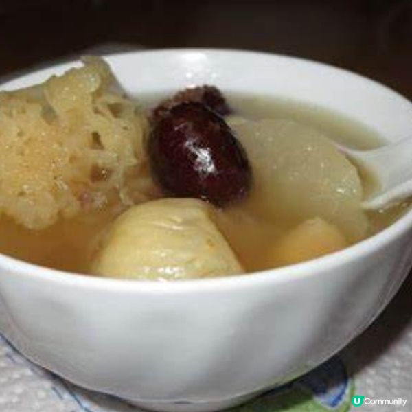 《女士秋天進補食療 養顏防脫髮》雪耳雪梨無花果湯