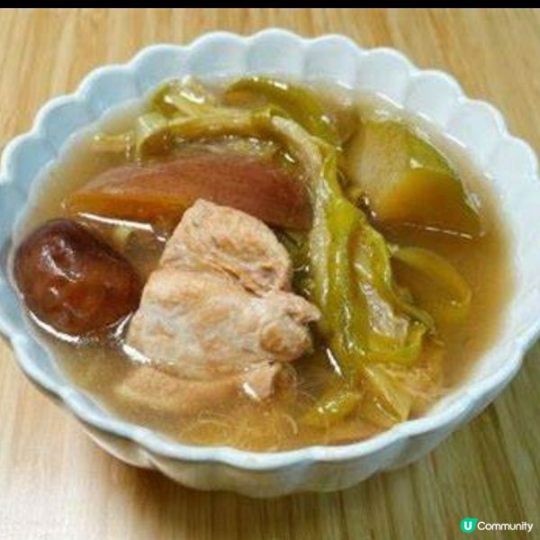 霸王花蘋果合掌瓜湯 
