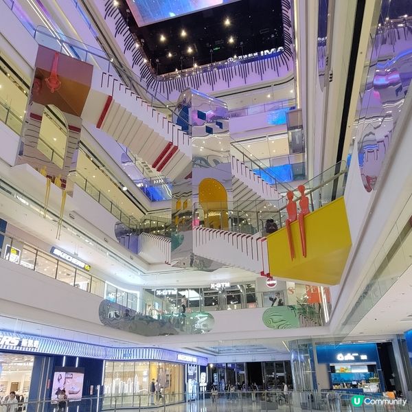 ## 深圳必去打卡商場💜置身萬達廣場展開太空科幻之旅🚀