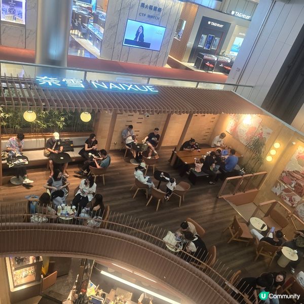 大鄉里聽得多第一次行金光華商場