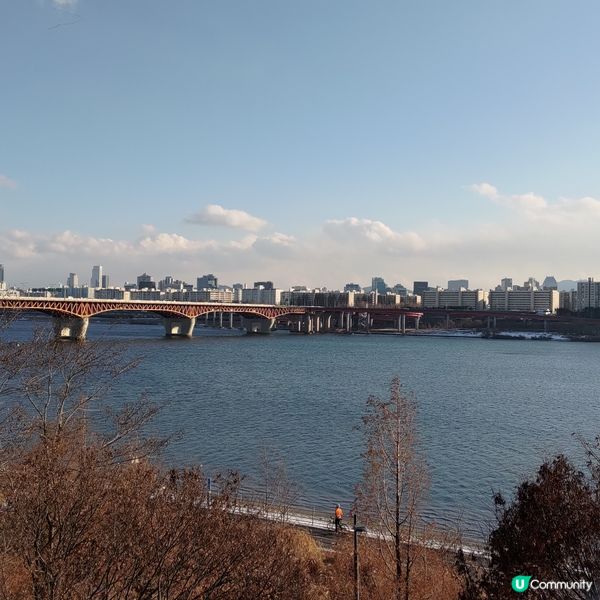 ## 首爾聖水洞打卡熱點🌳漢江美景盡收眼底💜