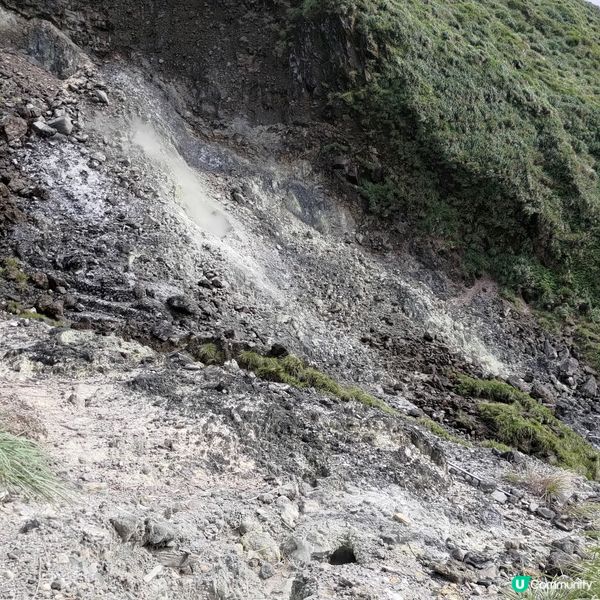 ## 台北陽明山必去景點小油坑🌋感受後火山活動😮
