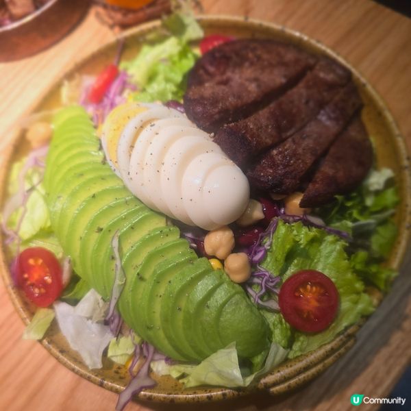 諗住食個輕食 點知好大碟😆😆