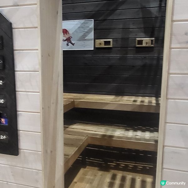 芬蘭赫爾辛基機場的聖誕佈置