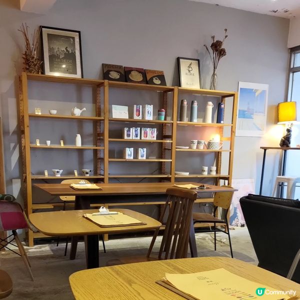 ## 台北松山區必去打卡Cafe☕️超人氣即製司康💜