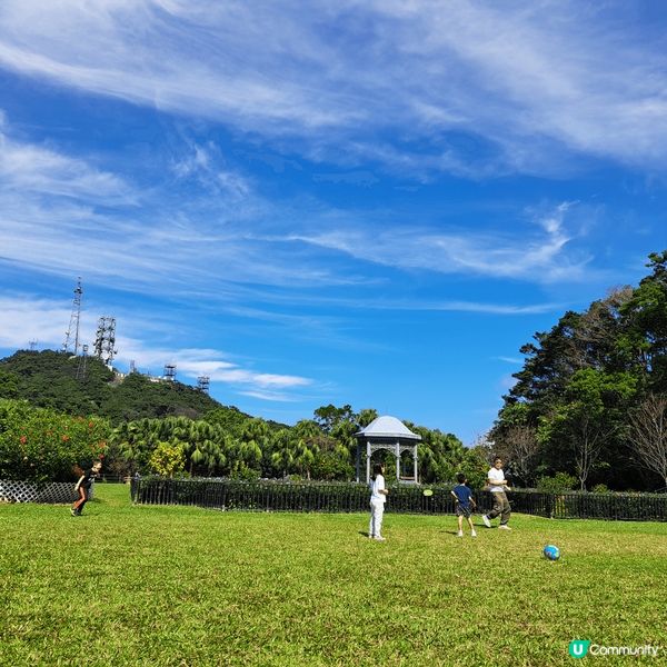 這裏是郊外野餐好去處的「 山頂公園」， 環境優美， 這裹在各...