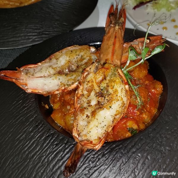 ## 旺角必去摩洛哥風情Cafe📸超靚小型泳池打卡一流💜