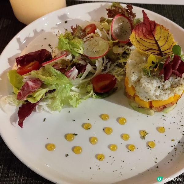 ## 旺角必去摩洛哥風情Cafe📸超靚小型泳池打卡一流💜