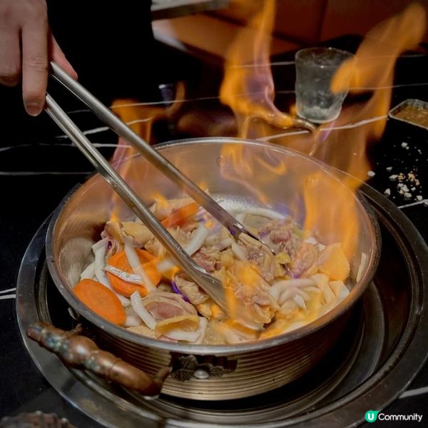 專人主理鑊氣十足火焰三椰雞鍋🐥