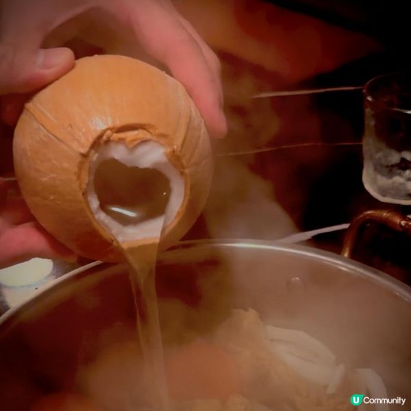 專人主理鑊氣十足火焰三椰雞鍋🐥