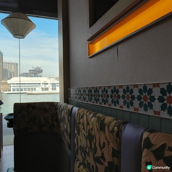 位於海港城海運大廈，近玩具反斗城🏙️望西九方向海景，不過外面...