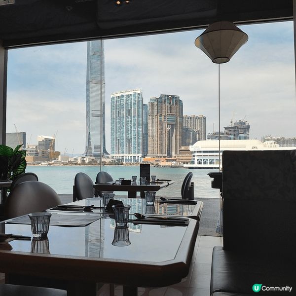 位於海港城海運大廈，近玩具反斗城🏙️望西九方向海景，不過外面...