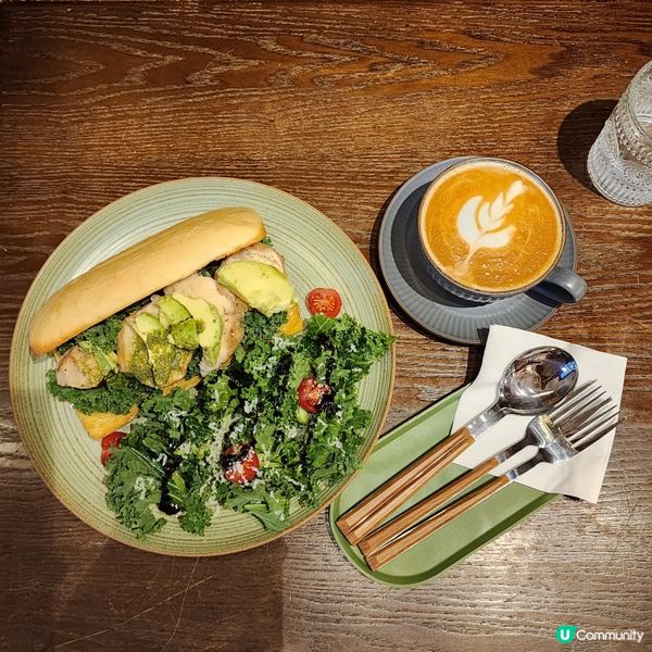 西營盤📍香港虹吸亞軍咖啡師座鎮cafe