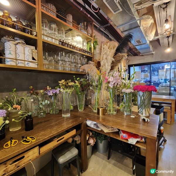 西營盤📍香港虹吸亞軍咖啡師座鎮cafe