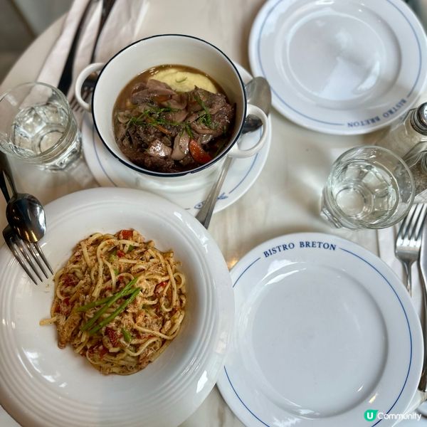 鬧市中的法式小酒館