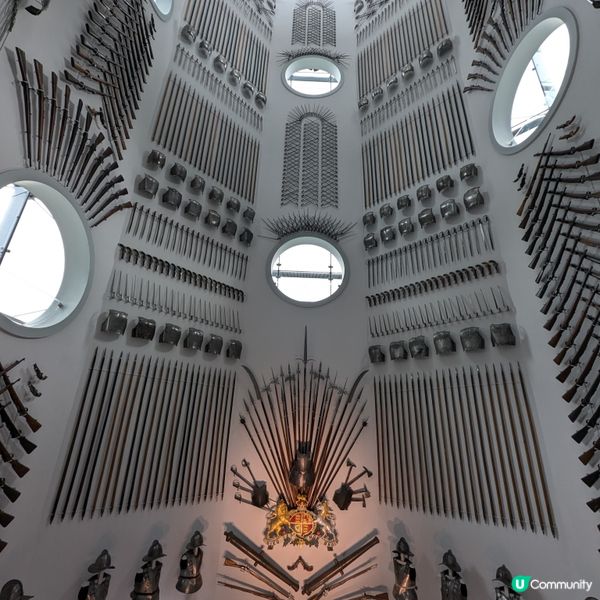 🏰 穿越歷史的武器時空！Leeds皇家軍械博物館的壯觀武器