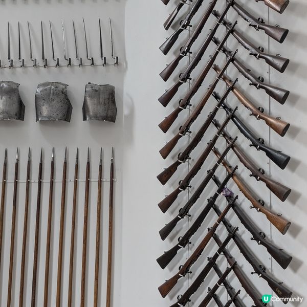 🏰 穿越歷史的武器時空！Leeds皇家軍械博物館的壯觀武器