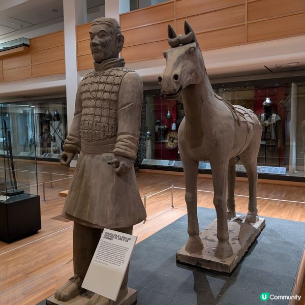 🏰 穿越歷史的武器時空！Leeds皇家軍械博物館的壯觀武器