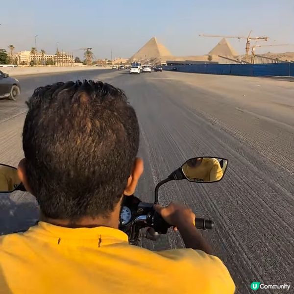 🐤埃及街頭的金字塔奇景 