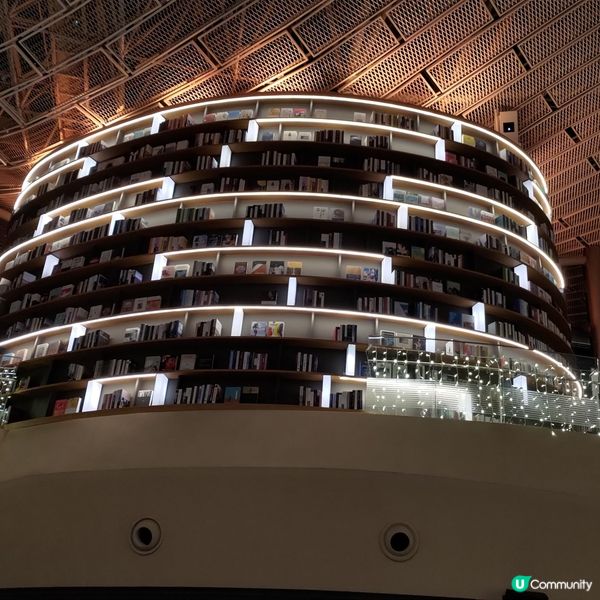 ## 韓國首爾聖誕打卡必去🔥星空圖書館超靚🎄✨💜