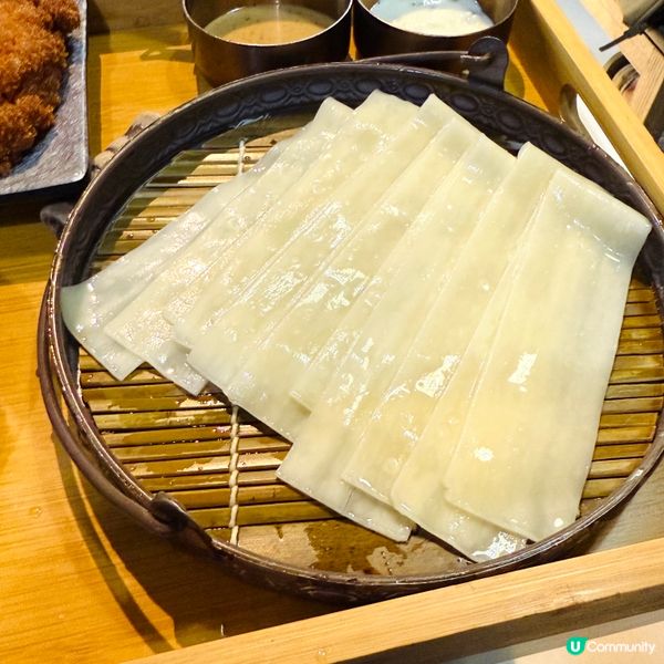 旺角Luna Kaffe 主打平價西餐+白布烏冬