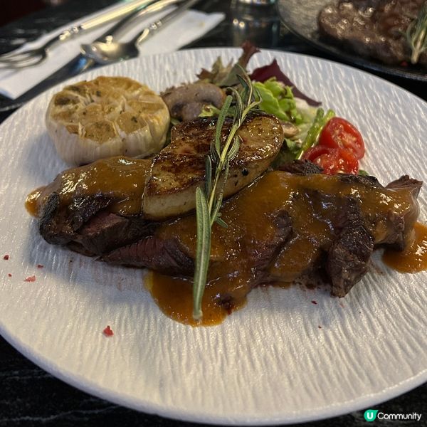 香煎鵝肝配美國封門柳