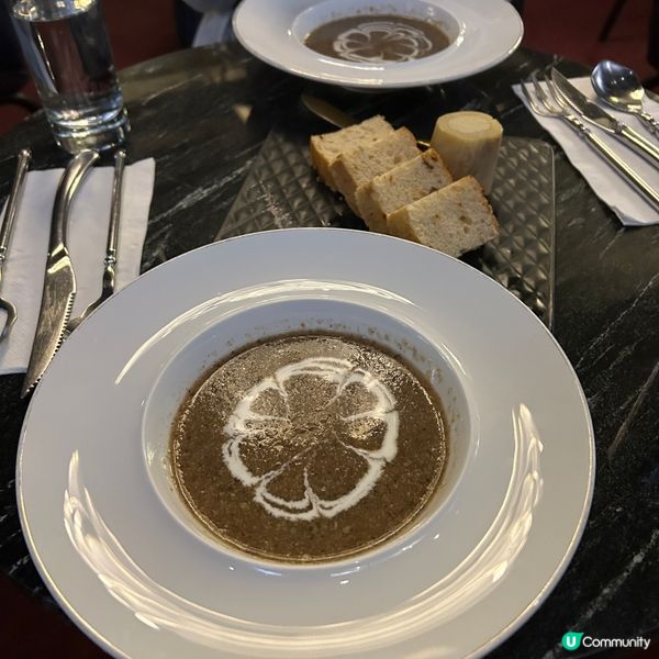 牛肝菌野菌忌廉湯