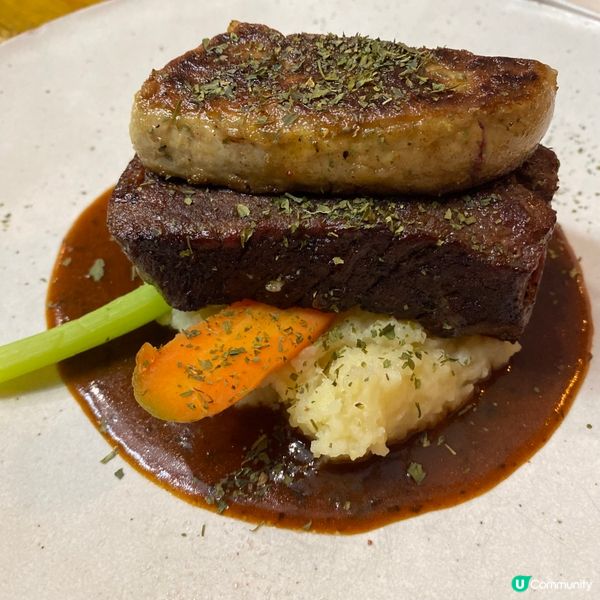 海之戀商場西餐廳👩🏻❤️👨🏻💕自家製芝士蛋糕🍰