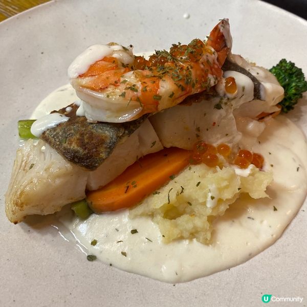 海之戀商場西餐廳👩🏻❤️👨🏻💕自家製芝士蛋糕🍰